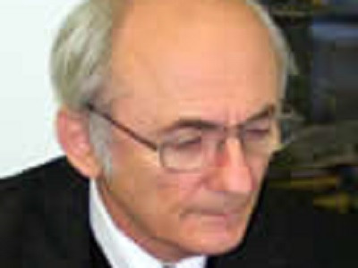 Prof. univ. dr. Dumitru Dragomir